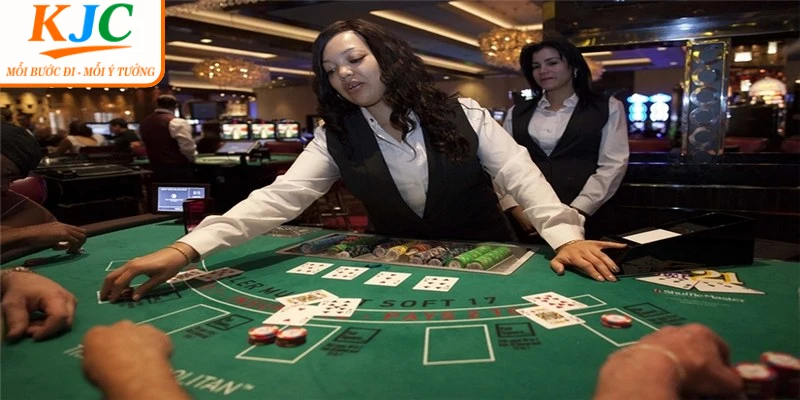 Dealer nữ
