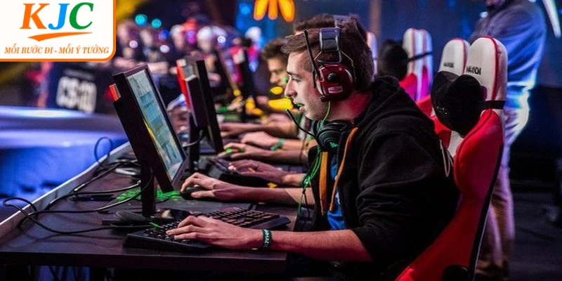 nhân viên LiveStream Game